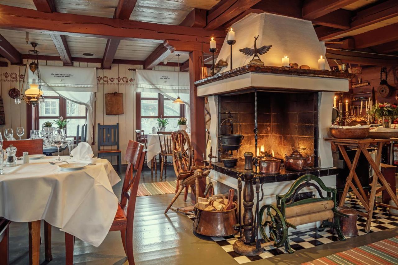 Anker Brygge Hotel Сволвер Екстериор снимка Restaurant in the hotel