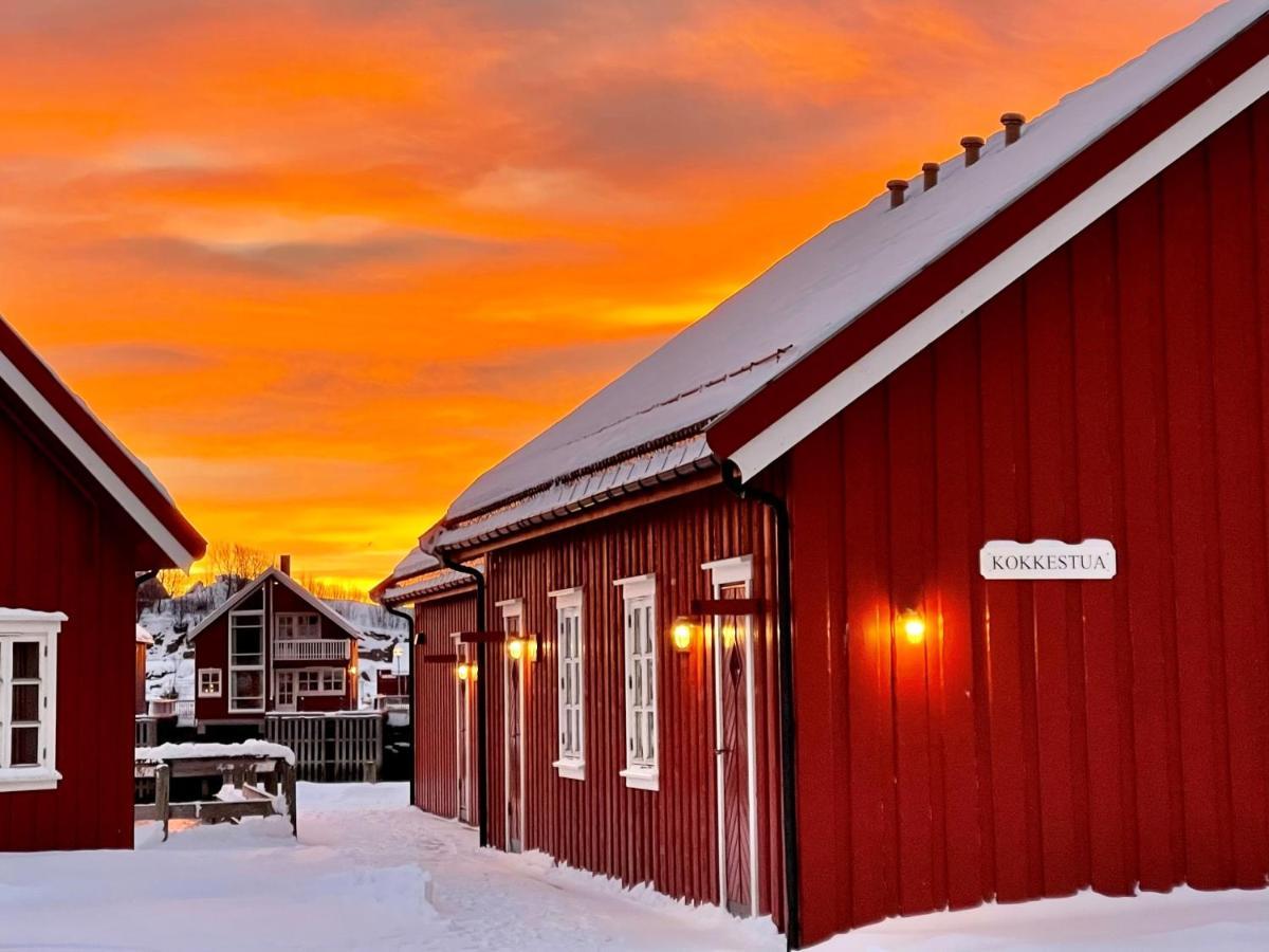 Anker Brygge Hotel Сволвер Екстериор снимка The old town of Røros