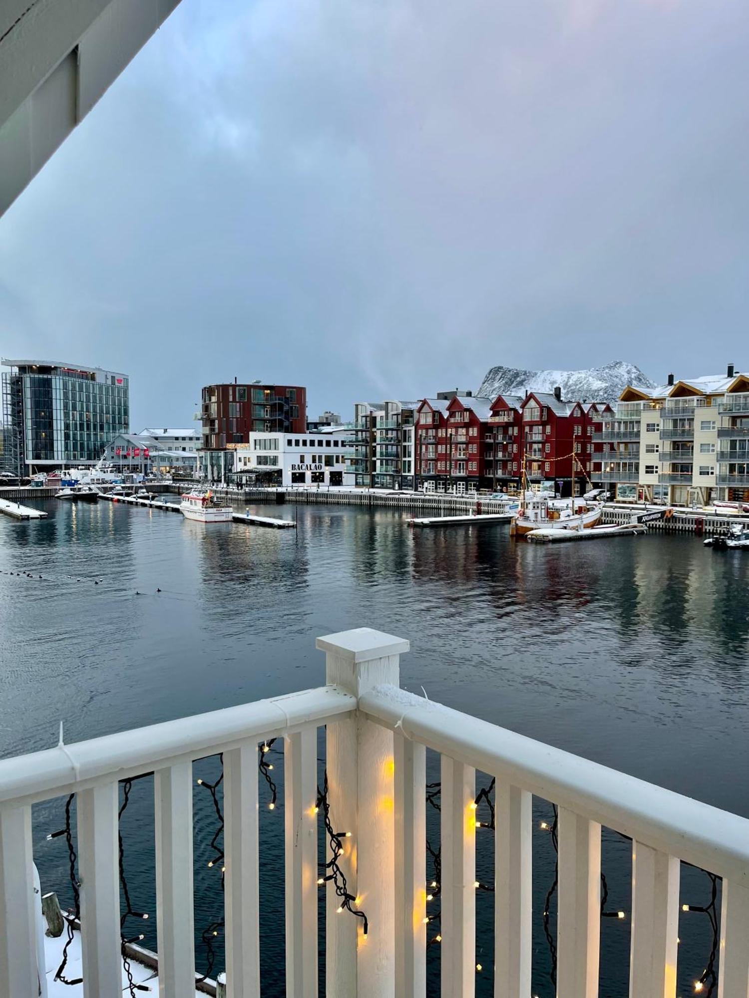 Anker Brygge Hotel Сволвер Екстериор снимка View of the town